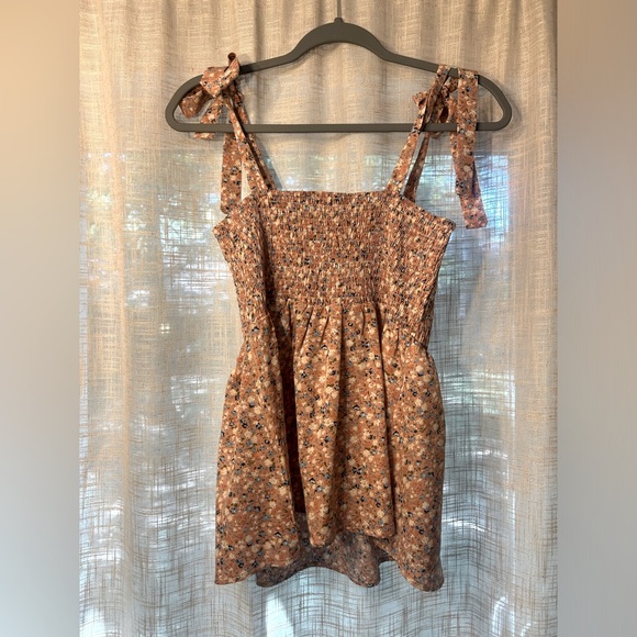Summer Casual Orange and Cream Floral Strappy Camisole. - Picture 8 of 10